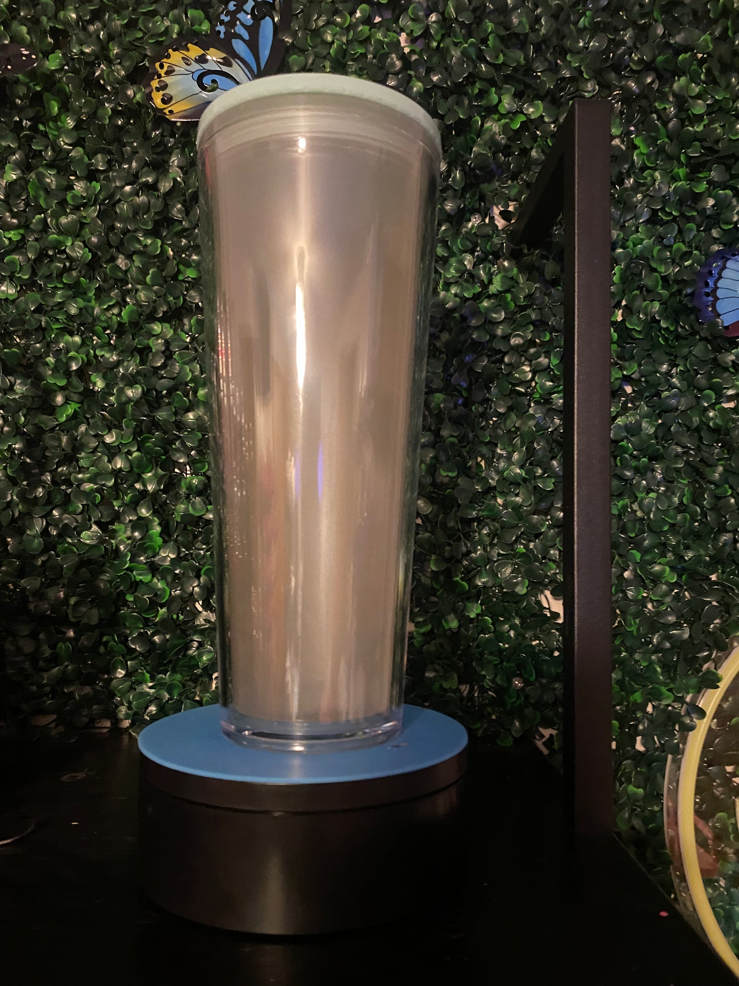 24 oz glow in the dark snowglobe tumbler