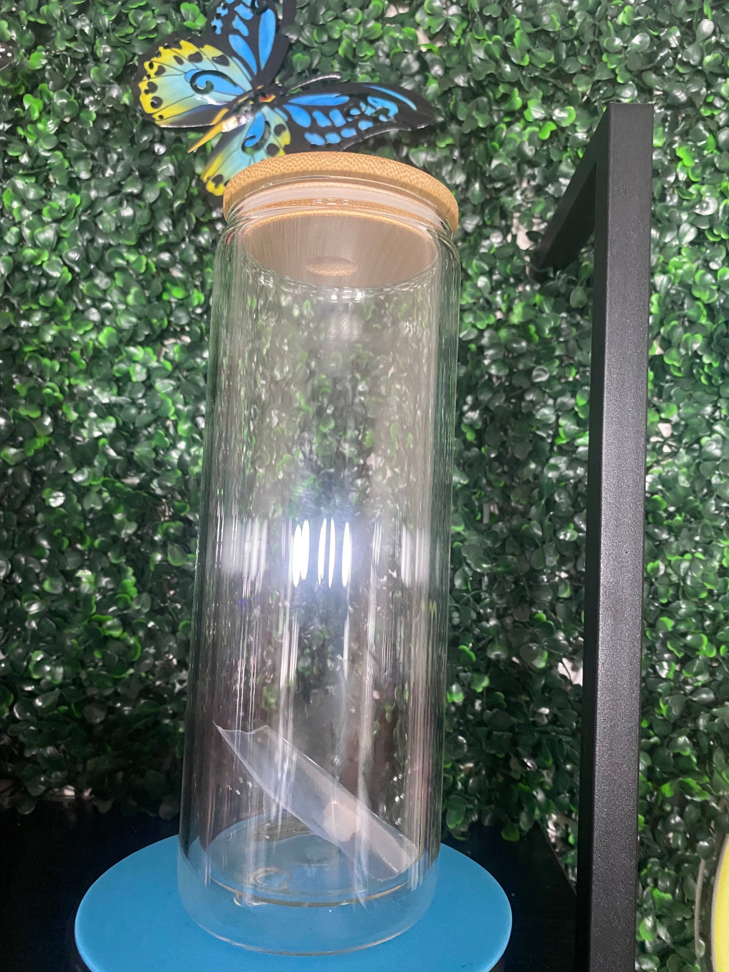 25 oz Tall glass can snowglobe