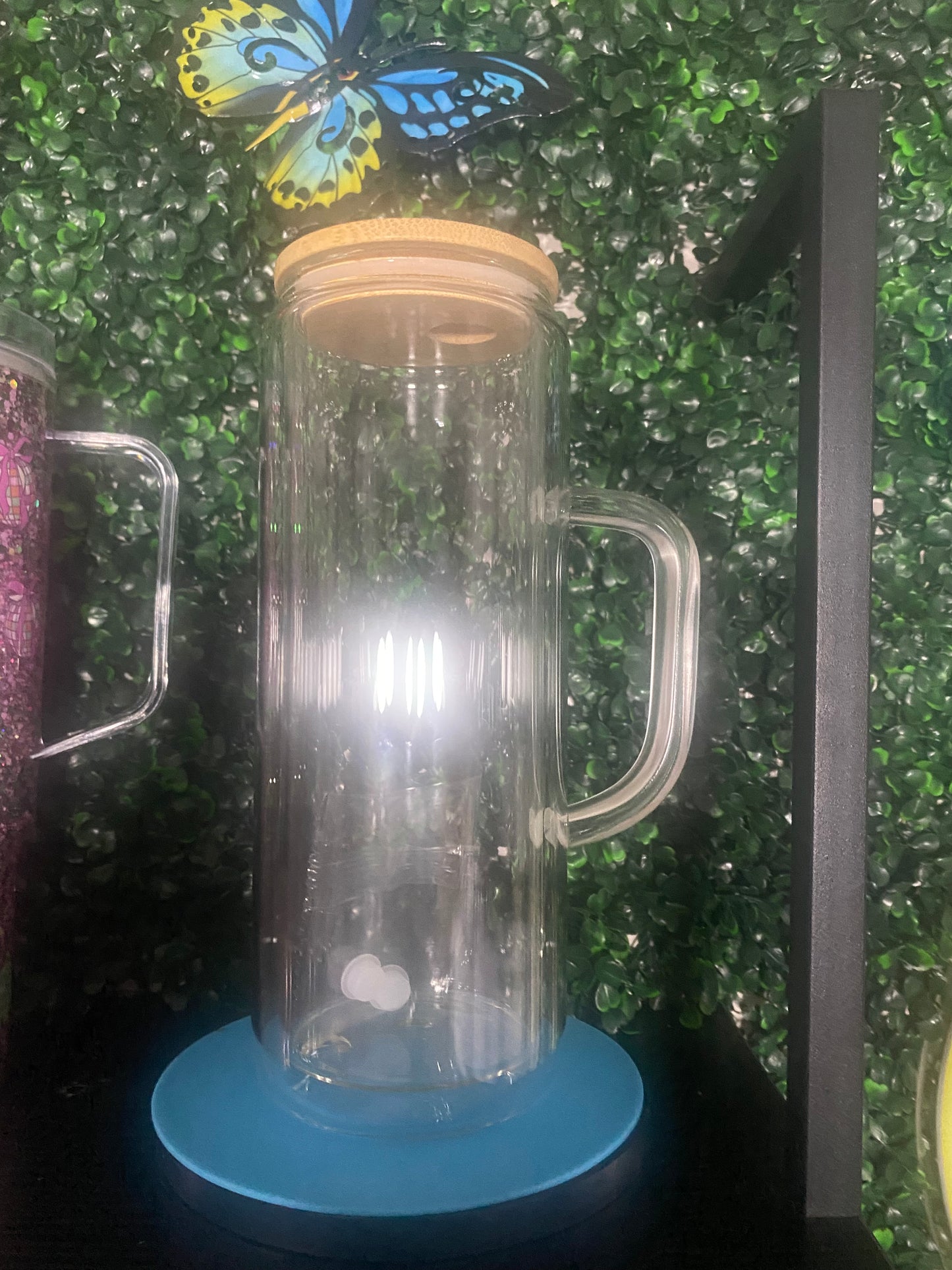 20 oz Galss snowglobe can with handle