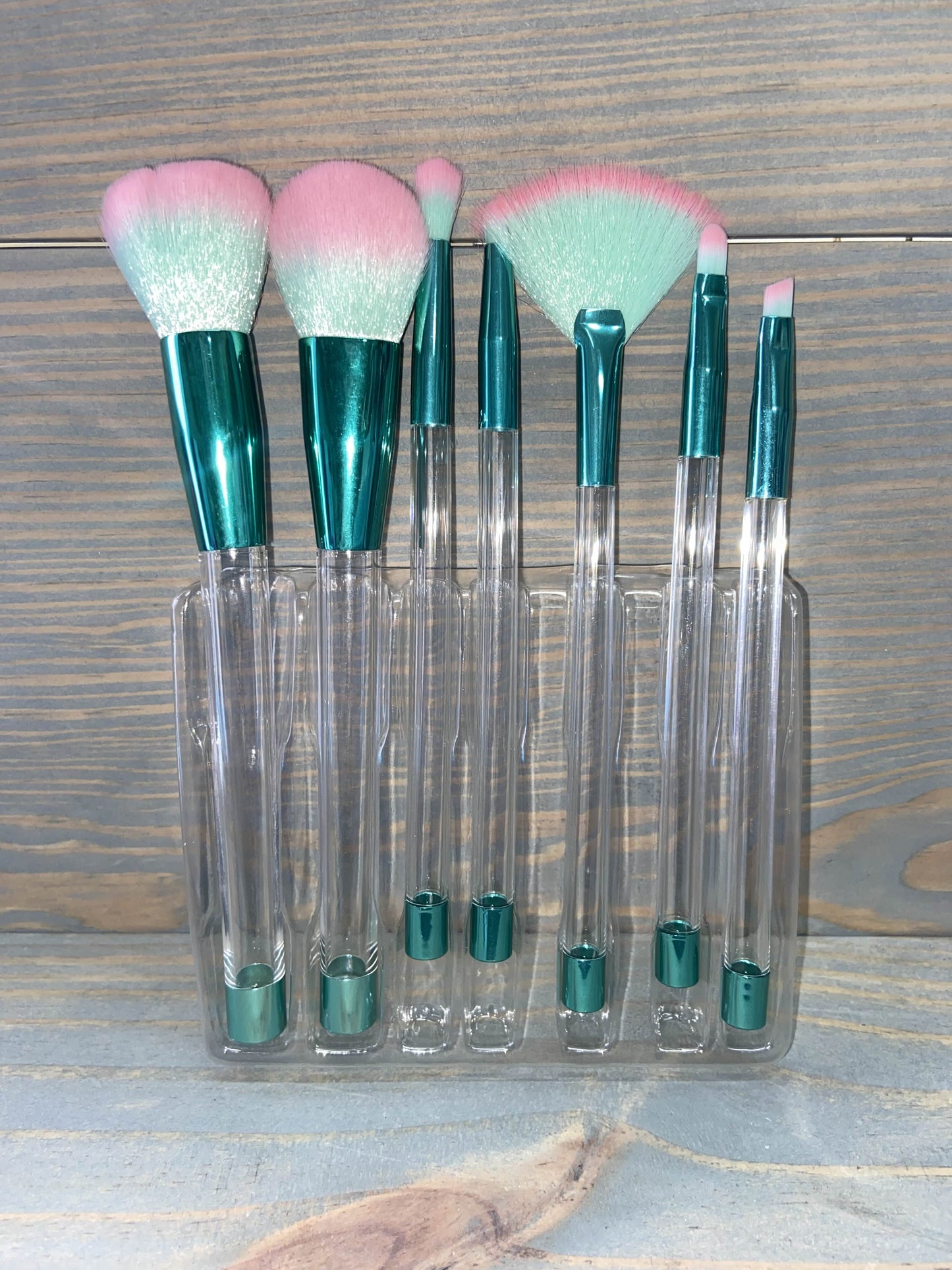 ✨💄 Custom Snowglobe Makeup Brushes 💄✨